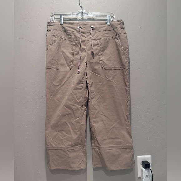 Prana Women's Beige Drawstring Capri Pants Size Medium Outdoor - Picture 1 of 8